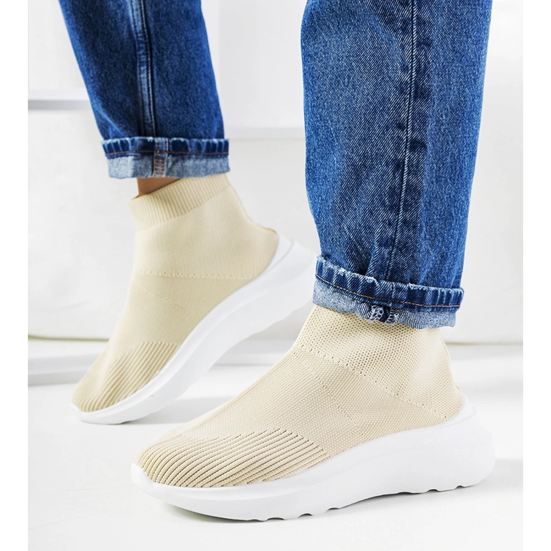 Tênis cano alto bege Jennifer 1