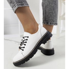 Sapatos Jewell brancos de mulher 2