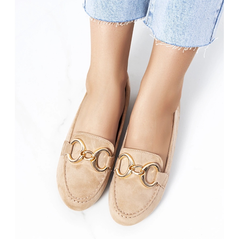 Mocassim bege com fivela Castor 1 Mocassim bege com fivela Castor 1