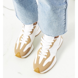 Tênis feminino Bege Cohen branco 1