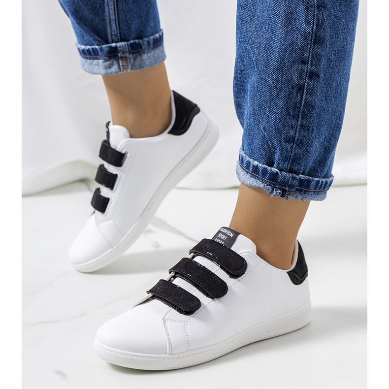 Tênis feminino de velcro preto e branco Diest 1