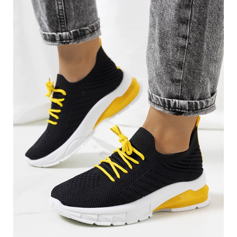 Tênis esportivo preto Marilva 1