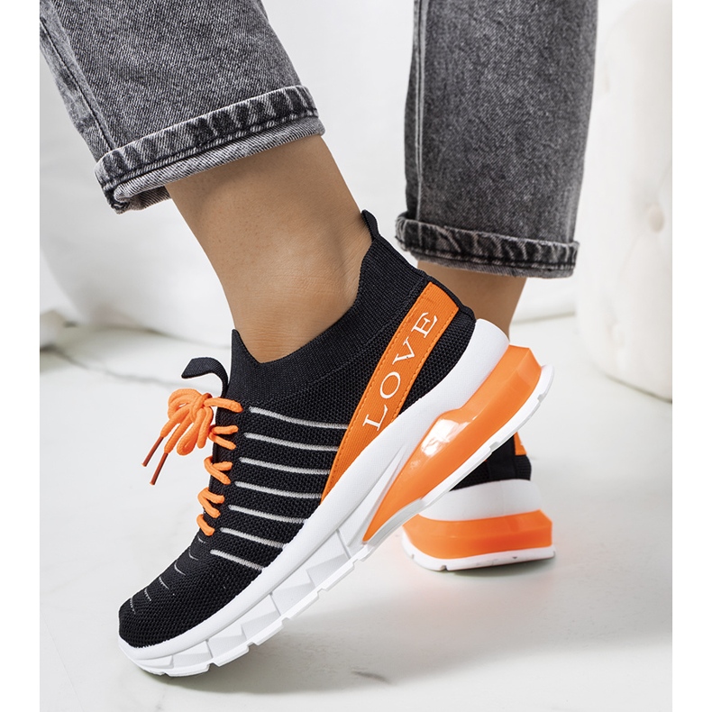 Tênis esportivo preto Nena 1