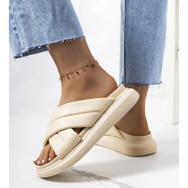 Chinelos bege na plataforma Allport 1 Chinelos bege na plataforma Allport 1