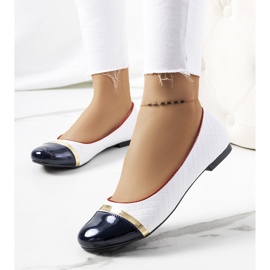 Bailarinas brancas femininas Petra branco azul marinho 1