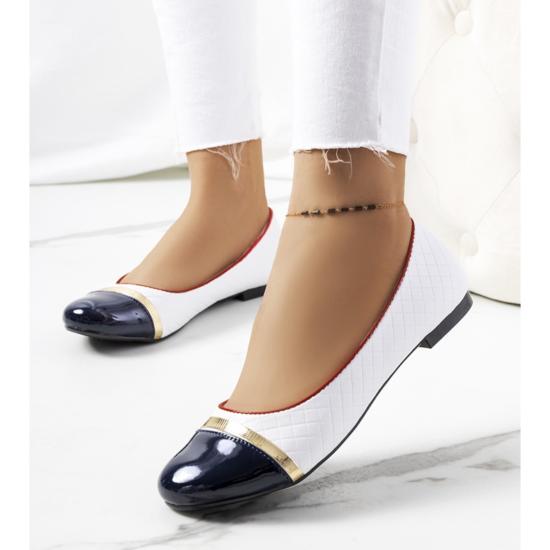 Bailarinas brancas femininas Petra branco azul marinho 1