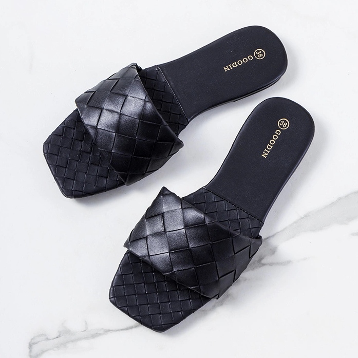 Salto raso preto Mabel 1