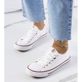 Tênis femininos clássicos brancos 1