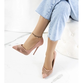 Os saltos rosa de Steven 1 Os saltos rosa de Steven 1