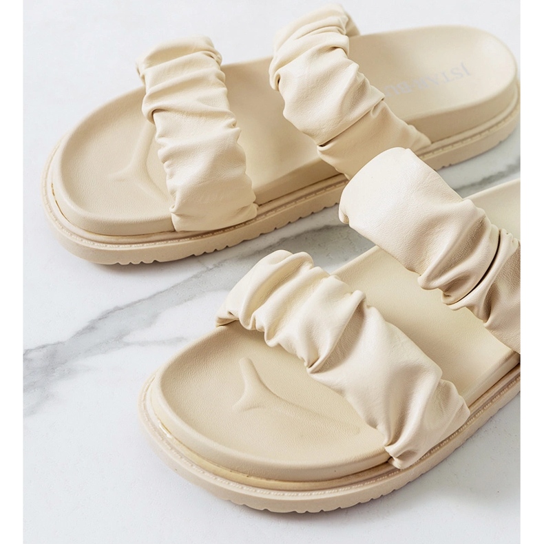 Chinelos Buzaco de mulher bege 1