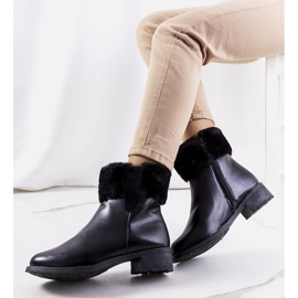 Botas pretas com pelo de Velemir preto 1