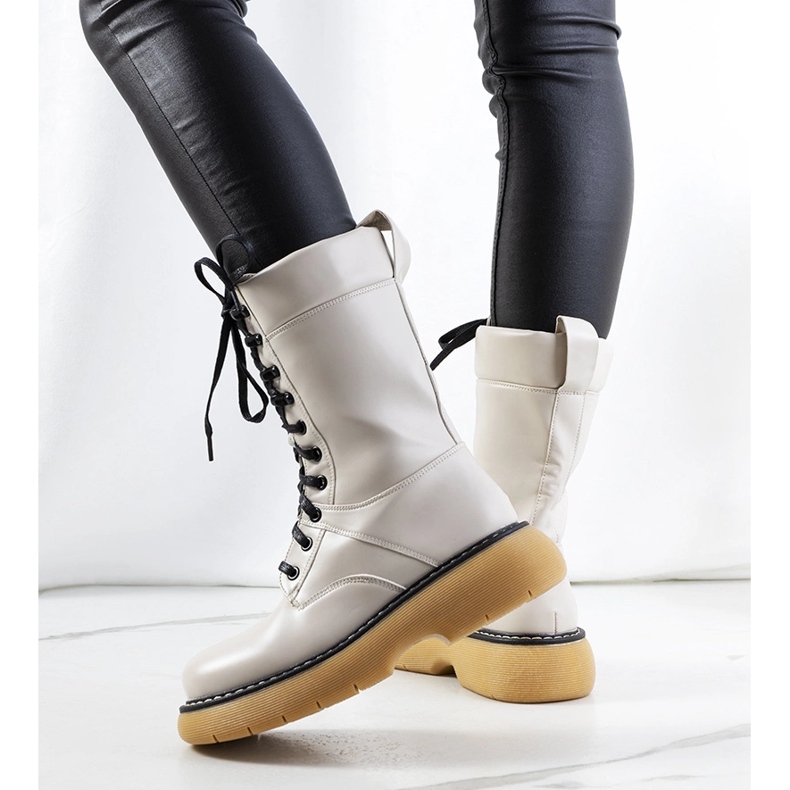 Botas bege da Redel 1 Botas bege da Redel 1