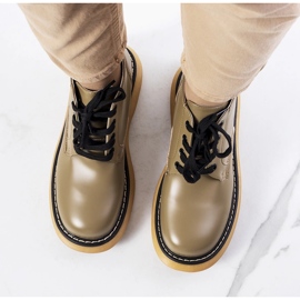 Botas verdes da Redelek 1