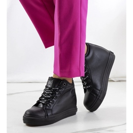 Tênis preto na cunha Big Star EE274127 1