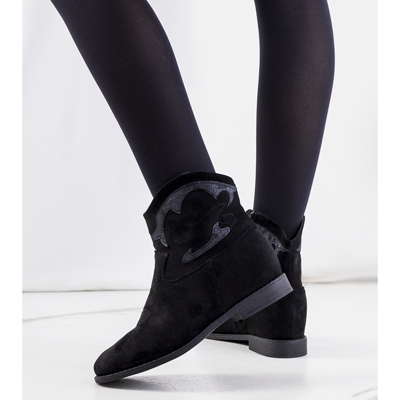 As botas de cowboy pretas da Velha preto 1