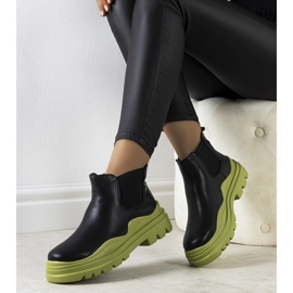 Botas pretas na plataforma verde Tausel preto 1