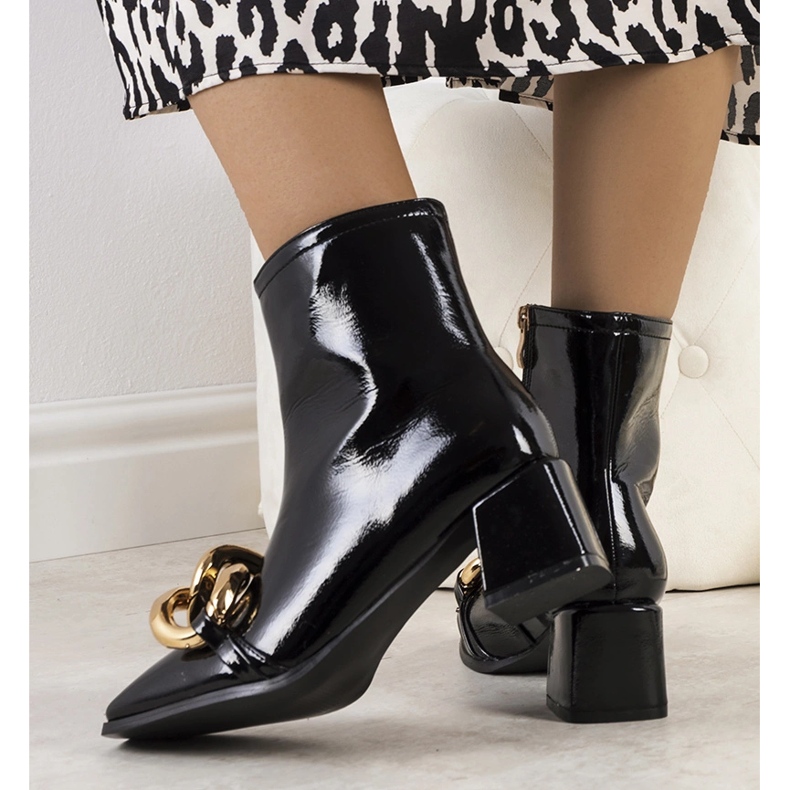 Bota Milanel preta de couro envernizado preto 1