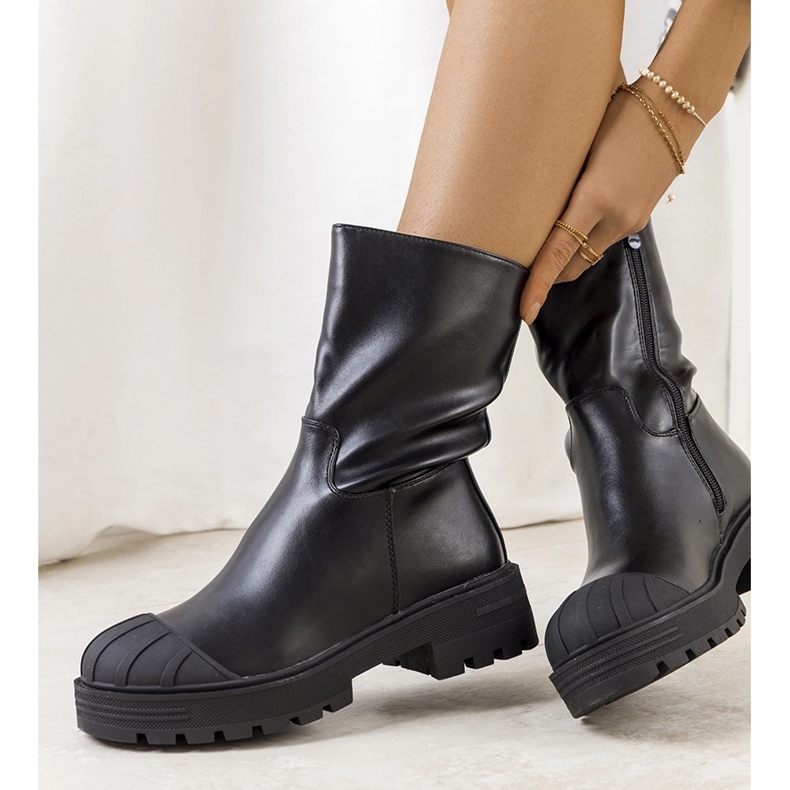 Caçadores de Black Sville preto 1