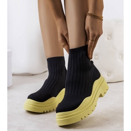 Tênis cano alto preto e amarelo Marks 1