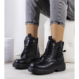 Botas pretas na plataforma Denna preto 1