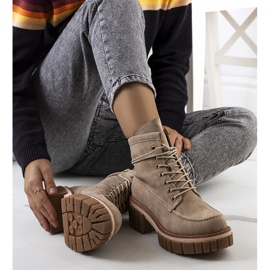 PA1 Caçadores bege por Nicolo 1