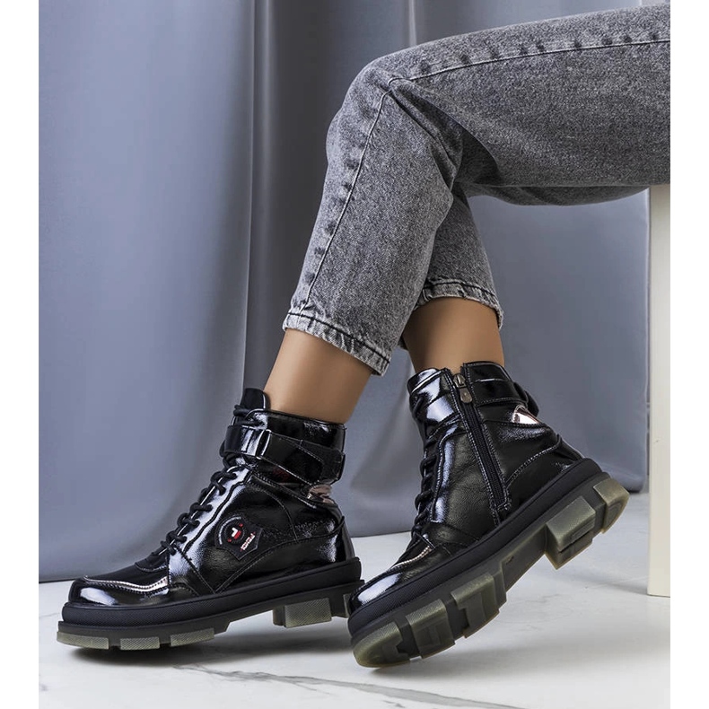 Bota preta de couro envernizado, Salent preto 1