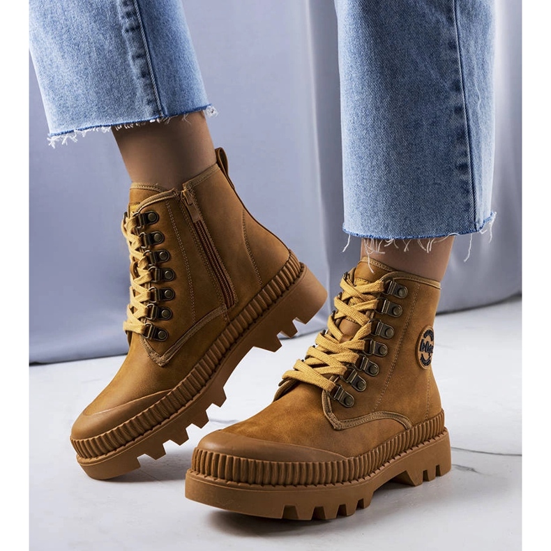 Botas com isolamento de camelo LCJ-22-44-1339L Lee Cooper bege 1 Botas com isolamento de camelo LCJ-22-44-1339L Lee Cooper bege 1