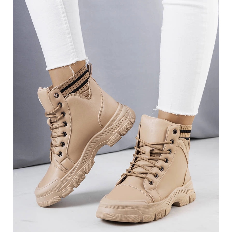 Botas com isolamento bege Innes 1