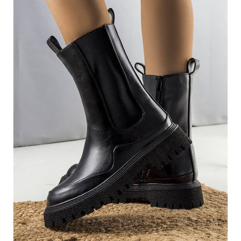 PA1 Bota cano alto preto Valeris 1