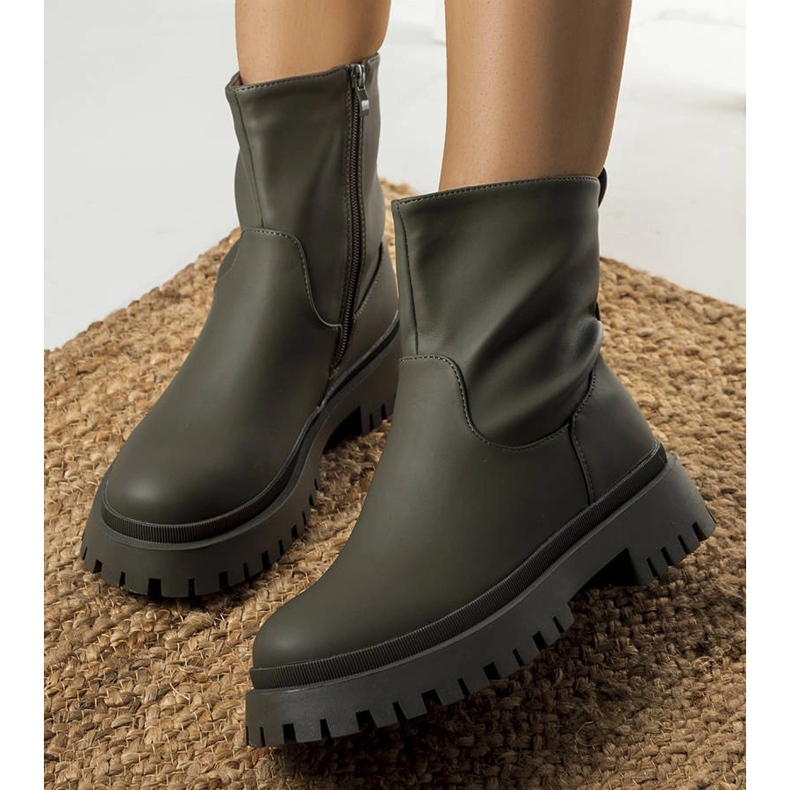 Botas com isolamento verde manjericão 1