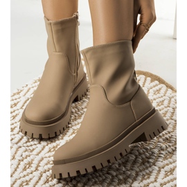 Botas isolantes castanhas manjericão castanho 1 Botas isolantes castanhas manjericão castanho 1