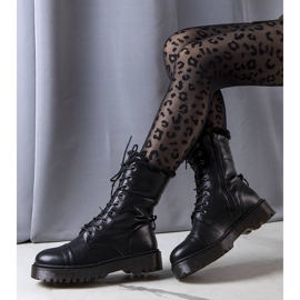 Botas isoladas pretas, Marien preto 1