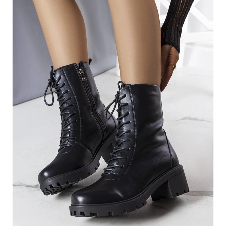 Botas com isolamento preto Casgra 1 Botas com isolamento preto Casgra 1