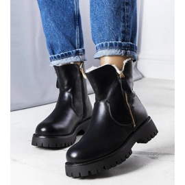 Botas isoladas pretas com pele Teris preto 1