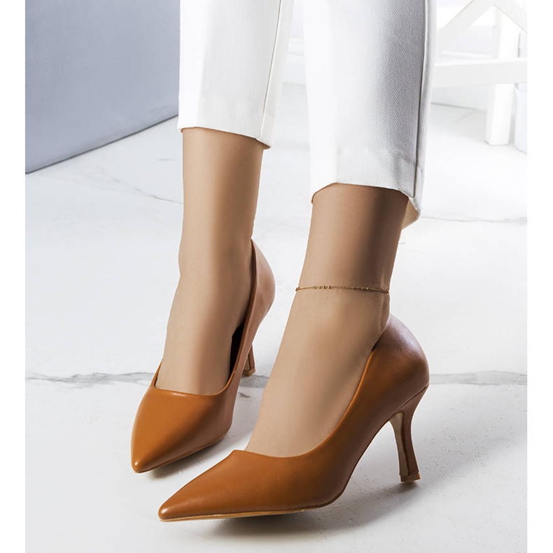 BM Sapatilha marrom de salto baixo Jayda castanho 1