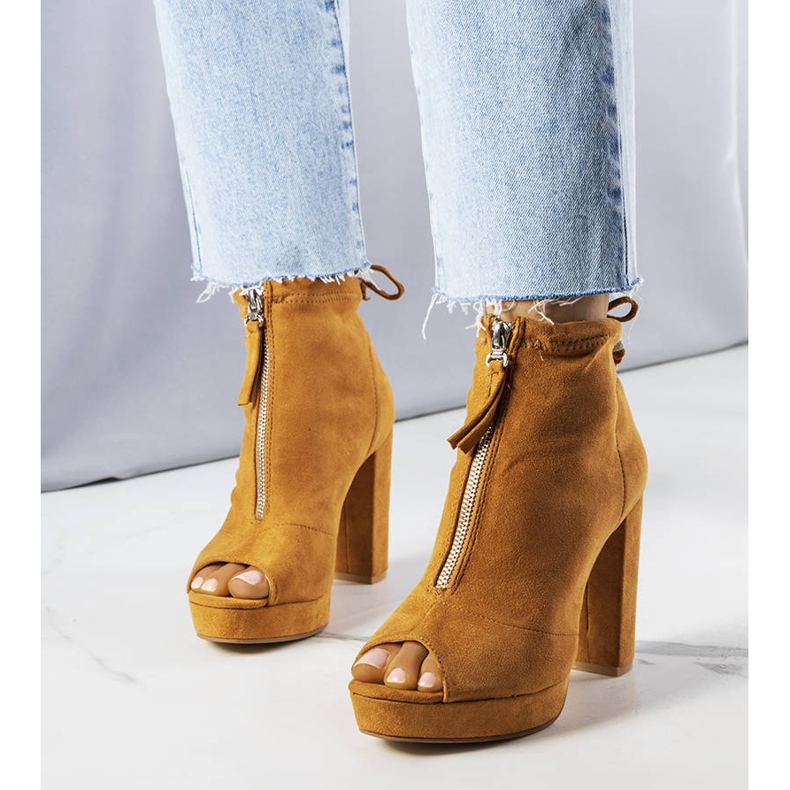 BM Bota salto camel Payto. marrom 1