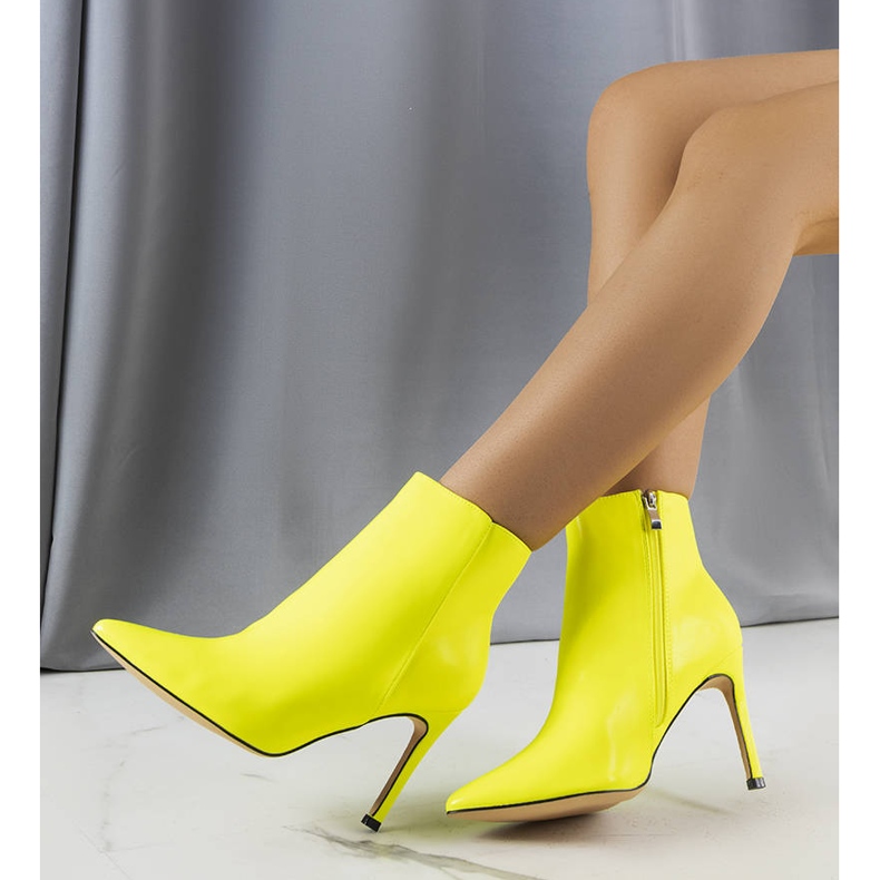 Sandy botas de salto alto amarelo 1