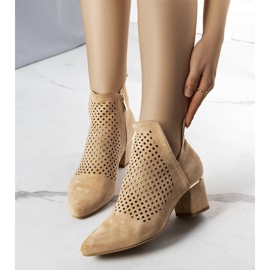 BM Ankle boot bege com recortes, Bernadette 1