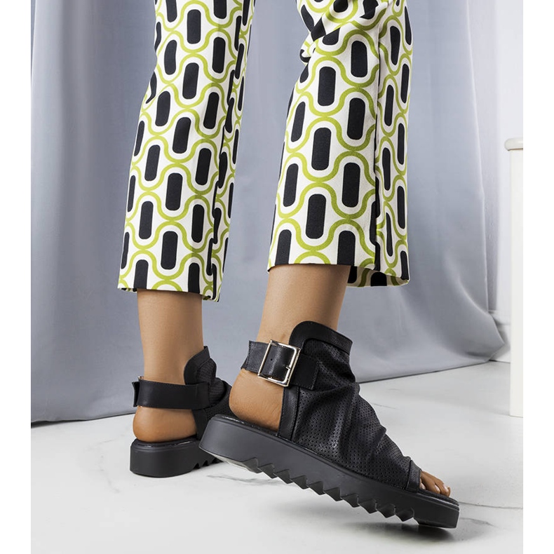 PA1 Sandália preta com recortes, Beulah preto 2