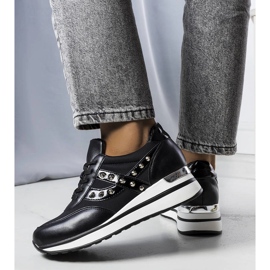 Tênis preto com sola grossa Mely 1