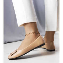 Bailarinas marrons com fivela Sheller bege 1