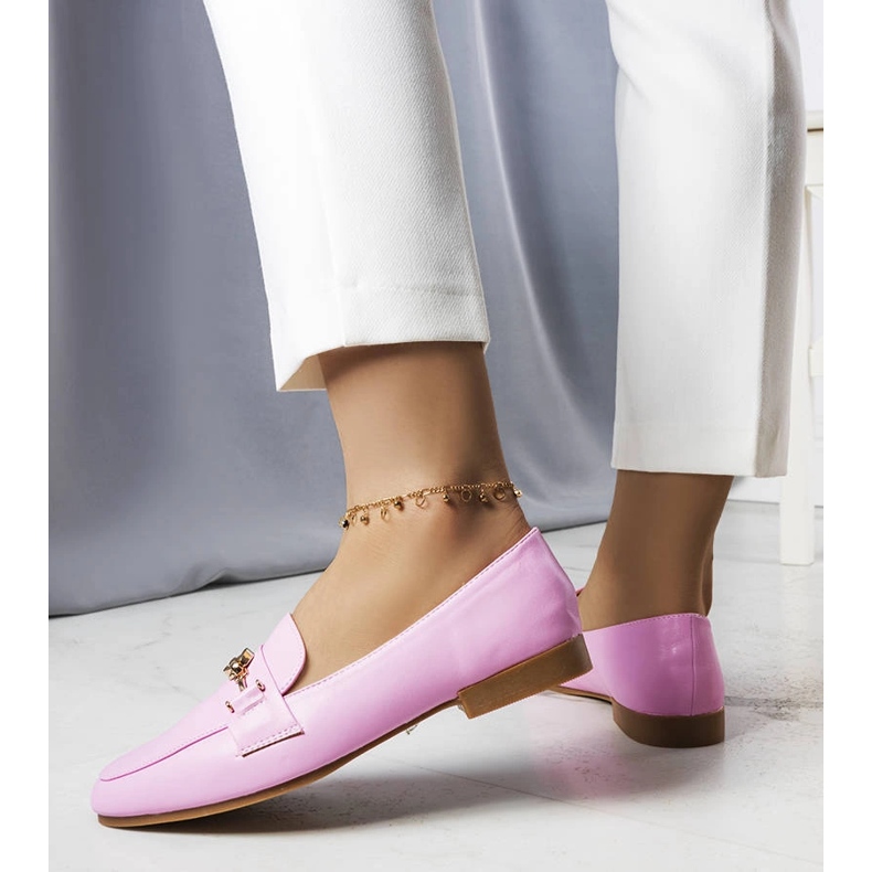 Mocassim rosa com detalhes dourados Mercier 1