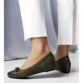 Sabrinas verdes com cunha interior da Cailot 1