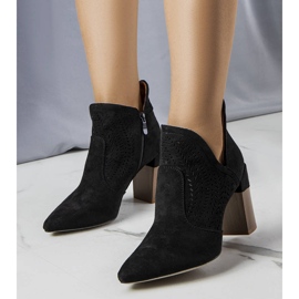 PA1 Botas pretas vazadas, Hachée preto 1