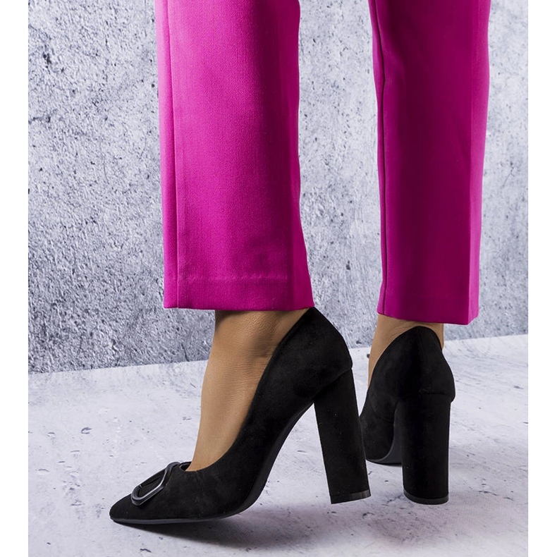 Sapatos elegantes pretos Vinceza 1