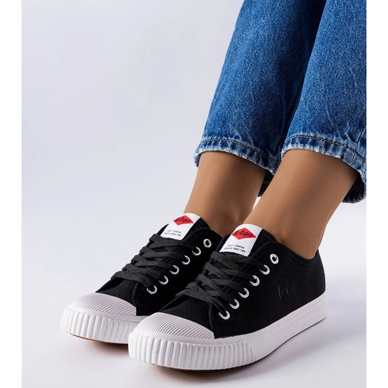 Tênis preto Lee Cooper LCW-23-44-1644L 1