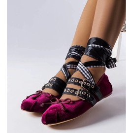 Bailarinas cor de vinho presas com fivela Boutot vermelho 1