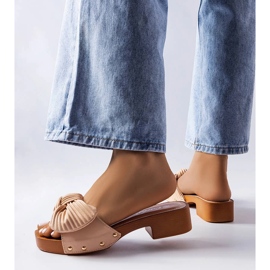 Sandália salto baixo bege Rochefort 1