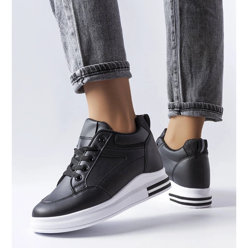 Tênis preto com brilho Bonevil 1 Tênis preto com brilho Bonevil 1