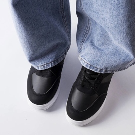 Tênis cano preto CinqMars 2